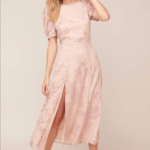 ASTR The Label Monarch Floral Jacquard Midi Dress in Blush Pink